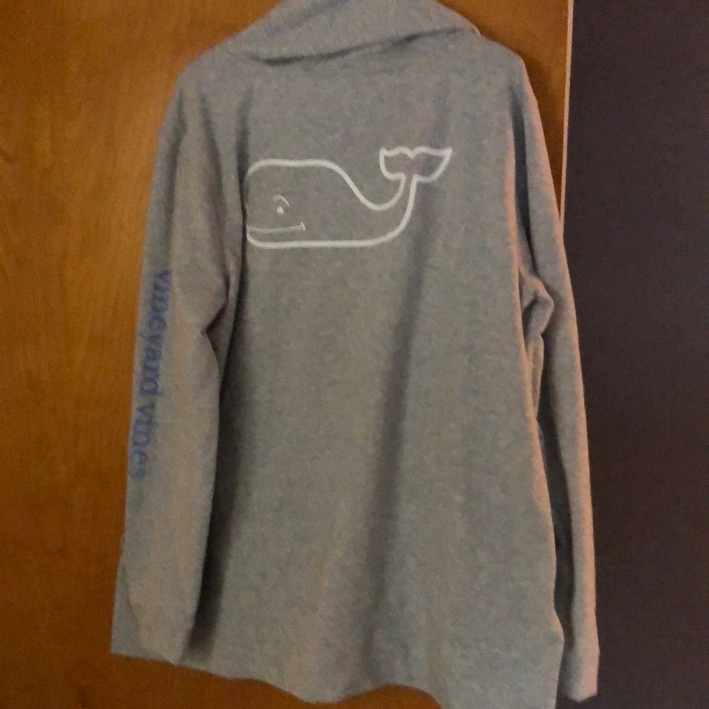 Hooded whale heavyweight pocket t